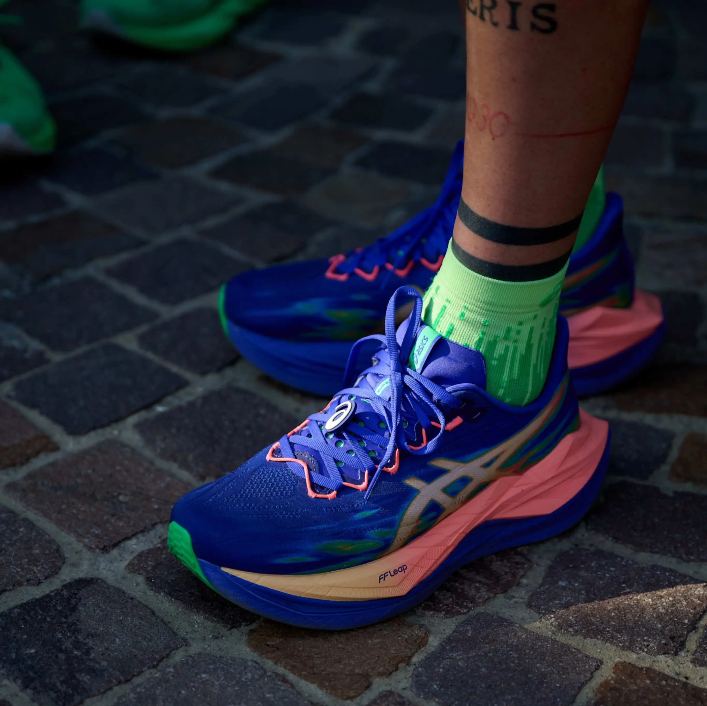ASICS House_900