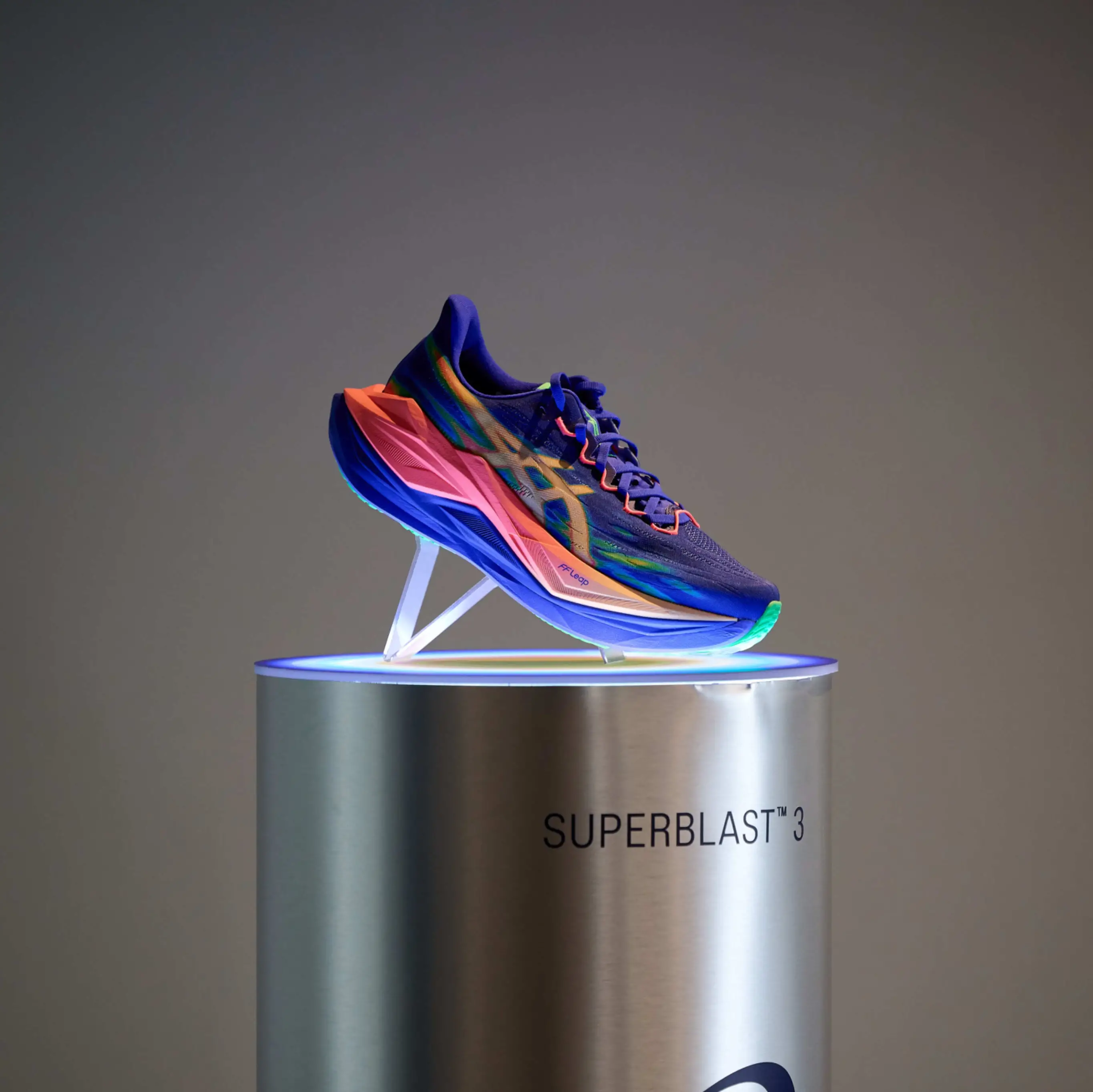 ASICS House_903