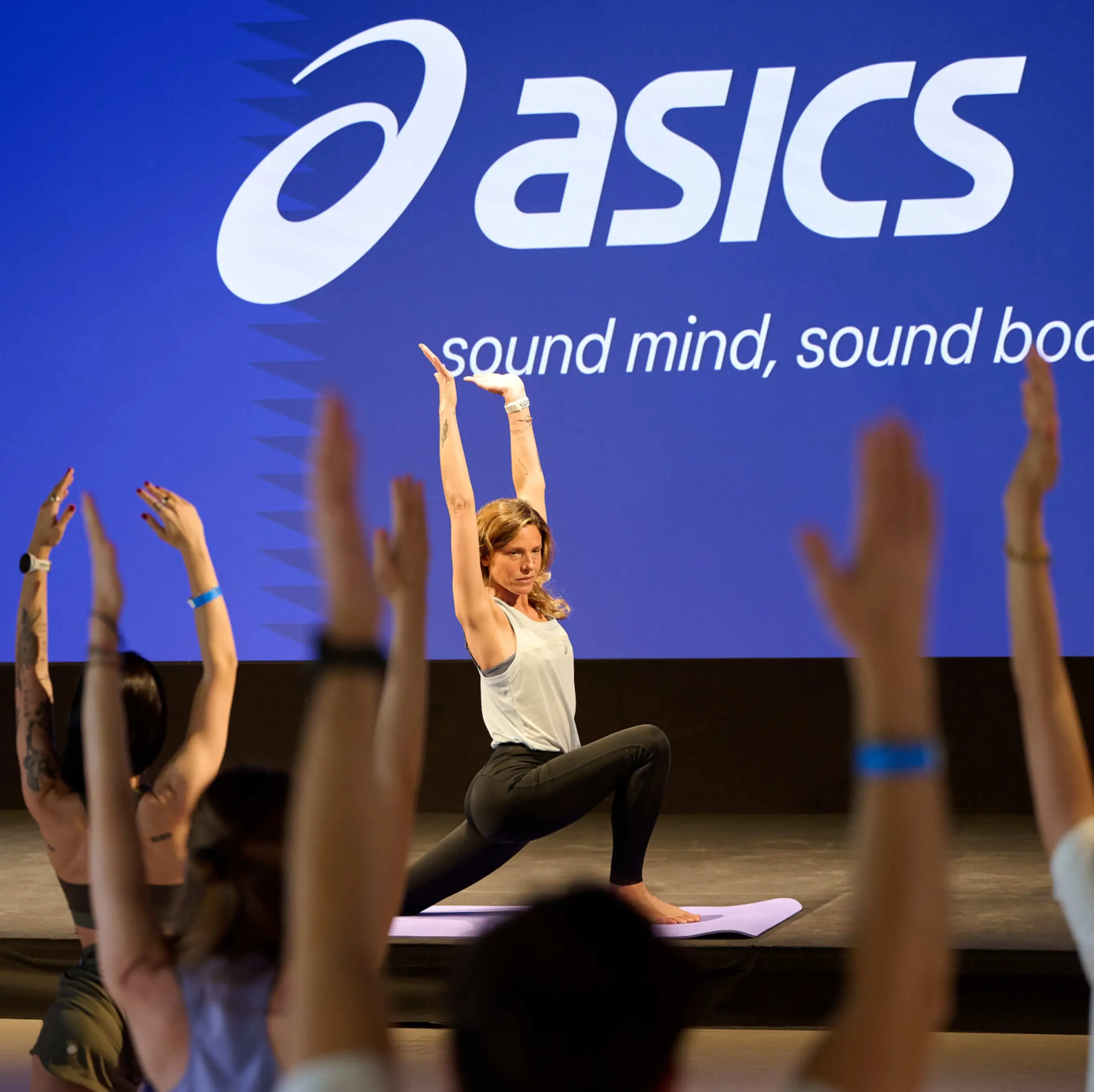 ASICS House_904