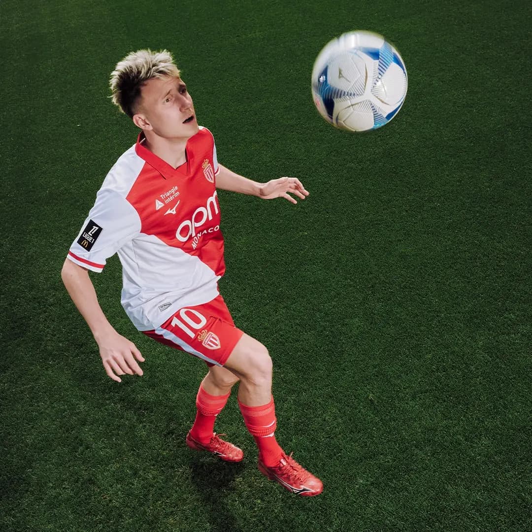Football is an art_1091